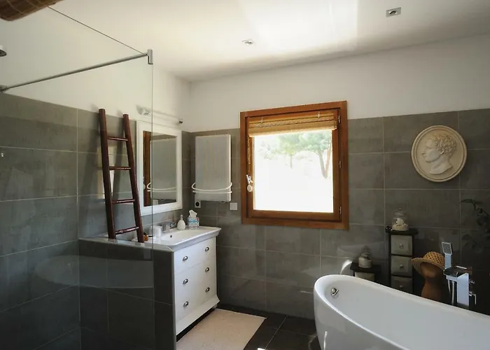 La Ghisonaise Guest house Calvi (Corsica)