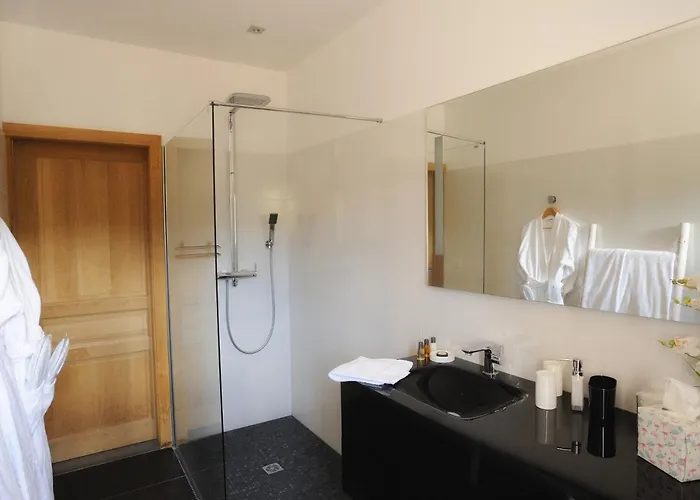 La Ghisonaise 3*