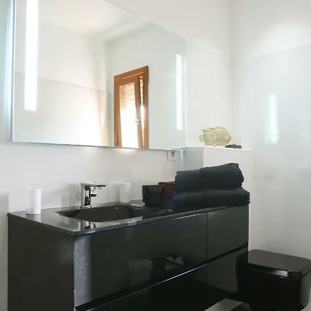 Πανσιόν La Ghisonaise