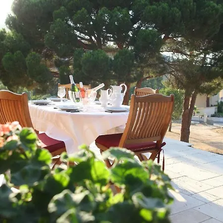 La Ghisonaise 3* Calvi (Corsica)