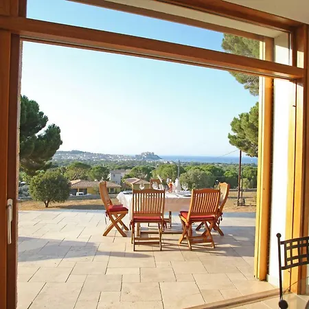 La Ghisonaise Pensionat Calvi (Corsica)