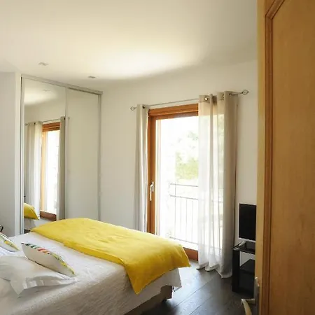 La Ghisonaise Πανσιόν 3*