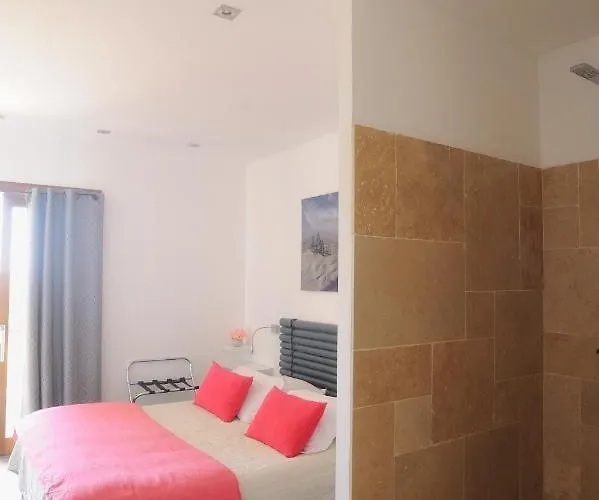 La Ghisonaise 3* Calvi (Corsica)